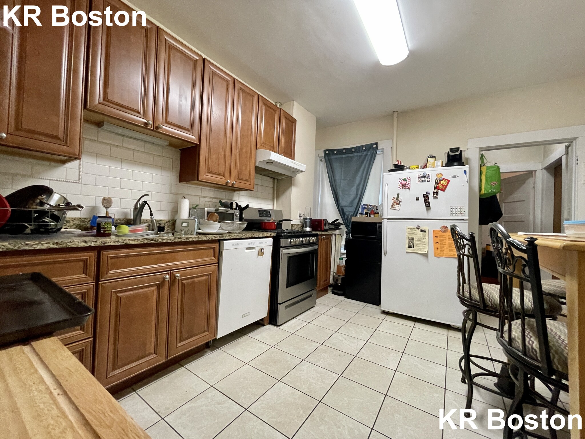 4 bed, 2 bath apartment for rent at 43 Strathmore Unit 1, Brighton — photo 13 of 28