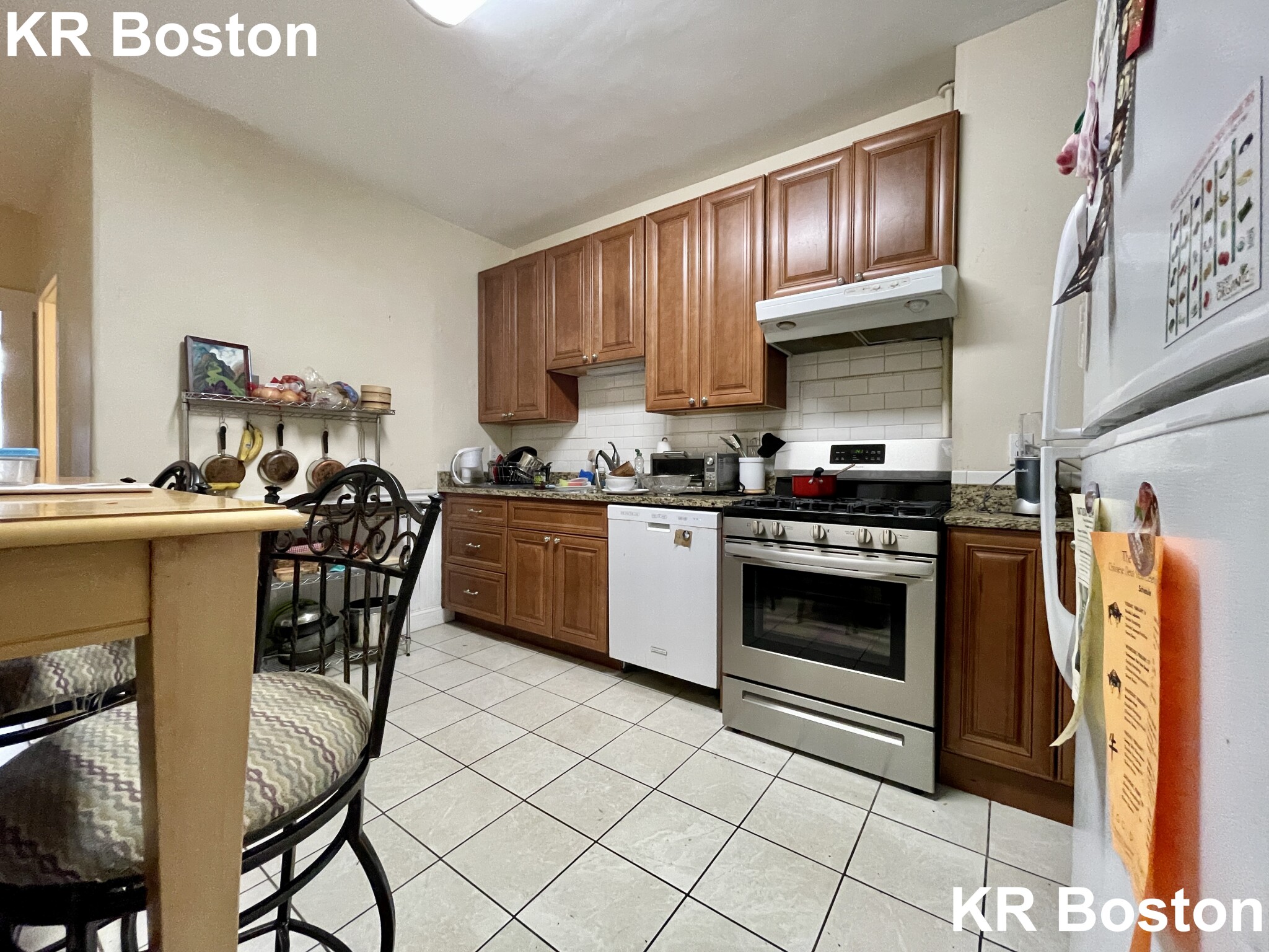 4 bed, 2 bath apartment for rent at 43 Strathmore Unit 1, Brighton — photo 7 of 28