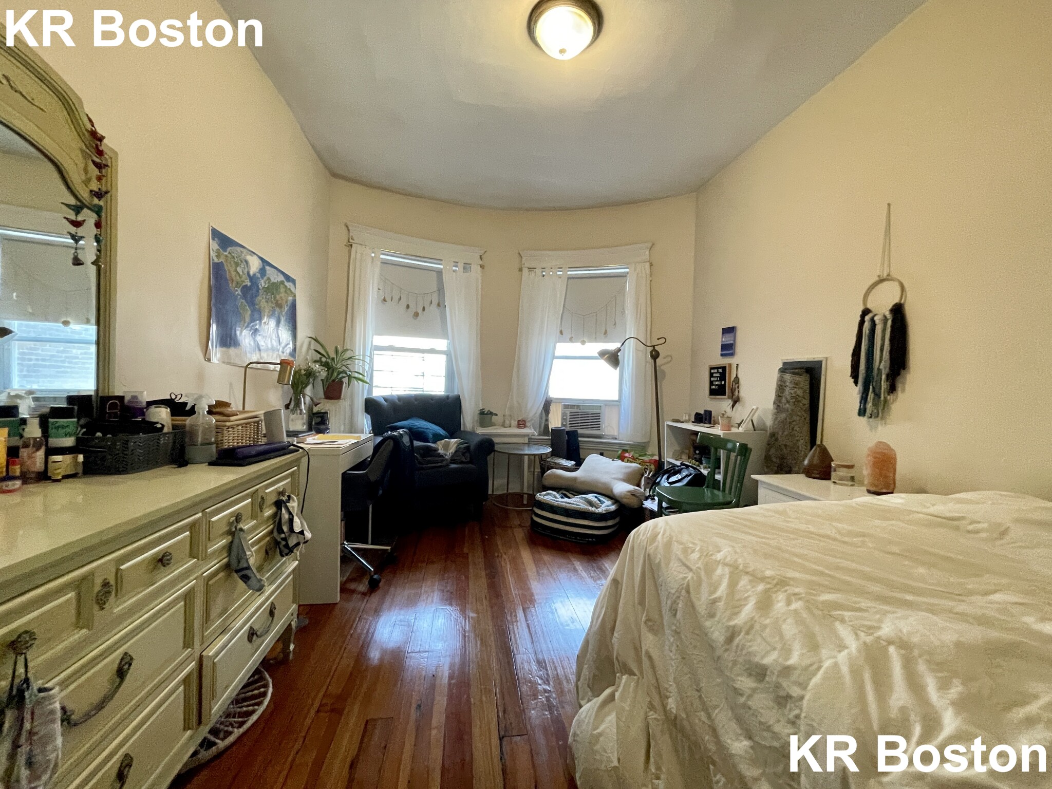 4 bed, 2 bath apartment for rent at 43 Strathmore Unit 1, Brighton — photo 27 of 28