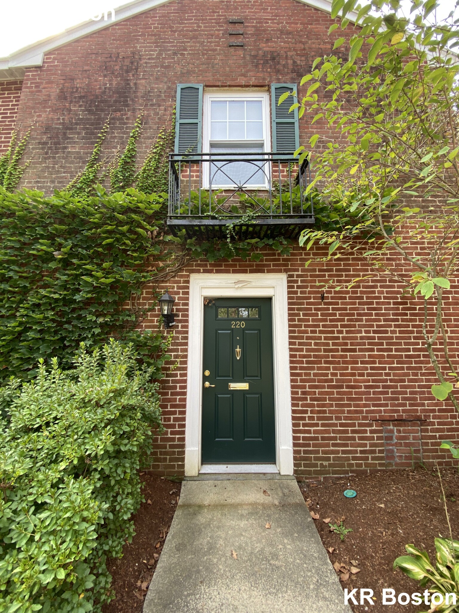 2 bed, 1.5 bath apartment for rent at 220 Sherman Rd, West Roxbury — photo 45 of 50
