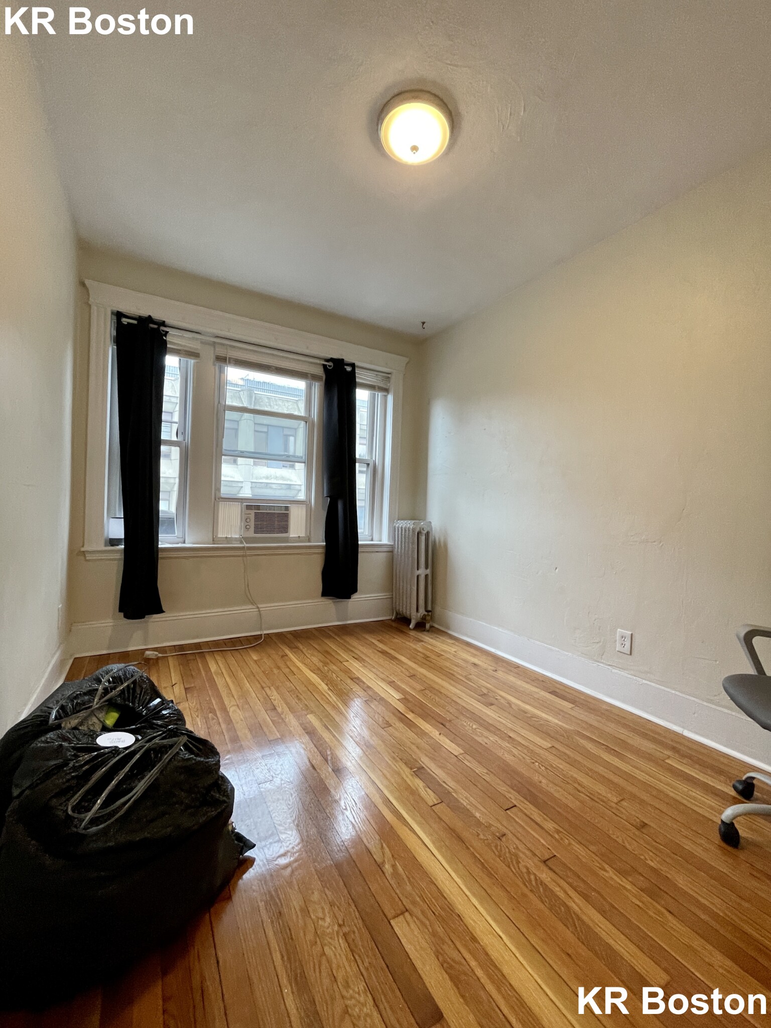 204 Hemenway St, Fenway