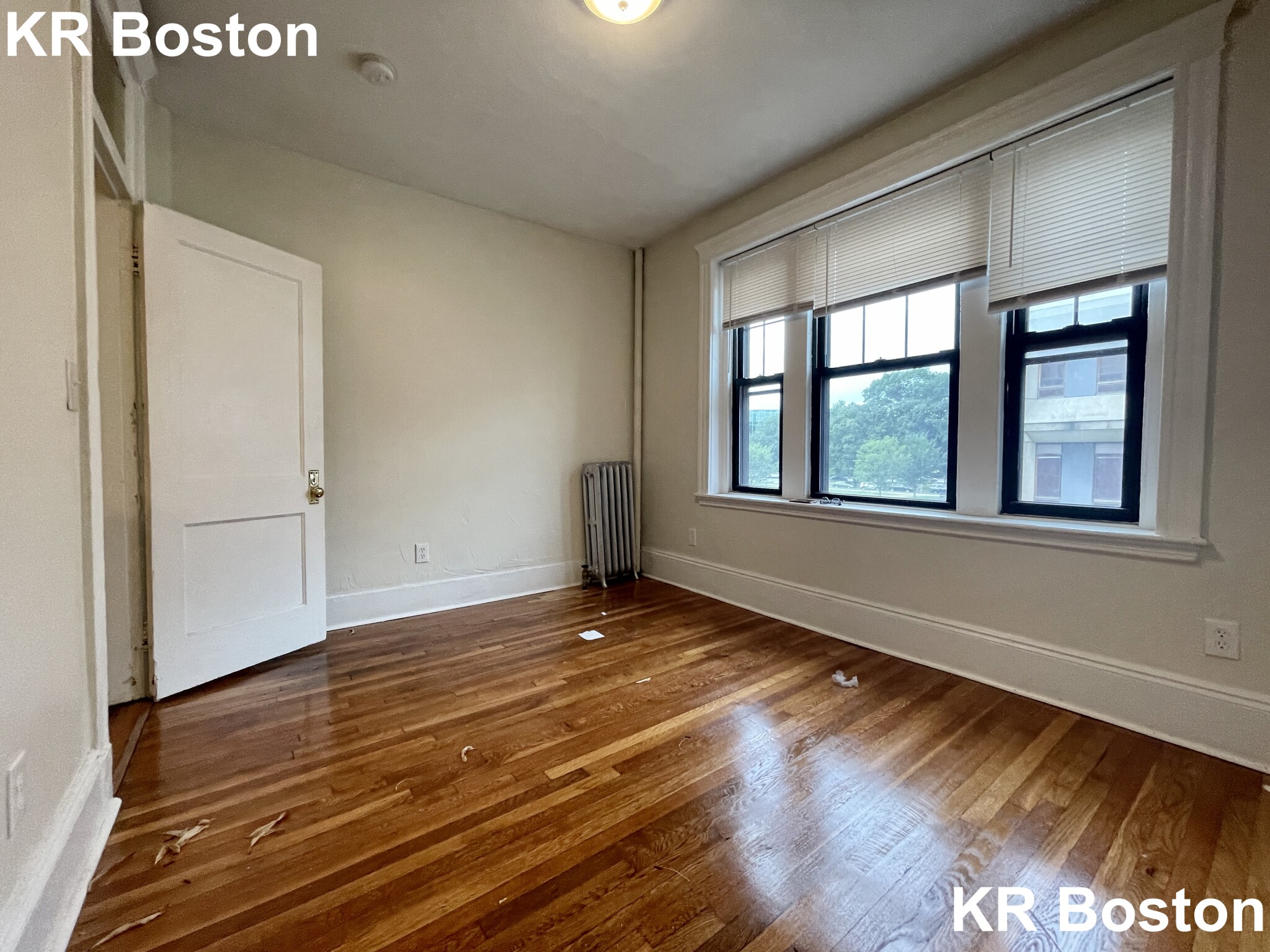 4 bed, 2 bath apartment for rent at 204 Hemenway St Unit 10, Fenway — photo 23 of 60