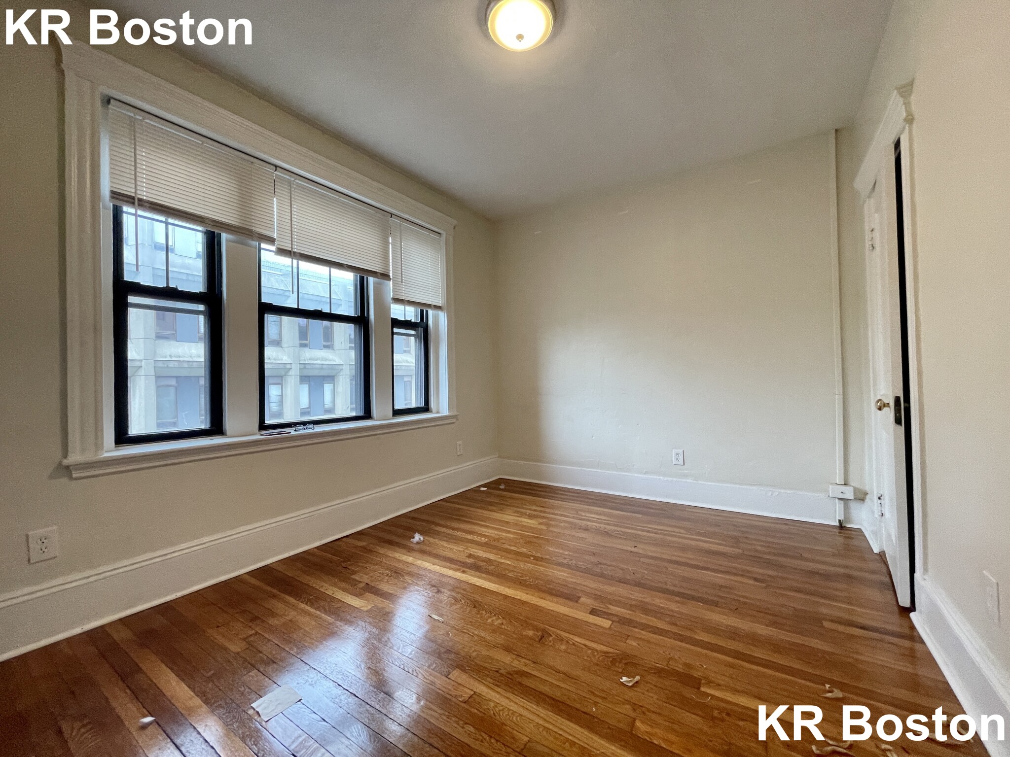 4 bed, 2 bath apartment for rent at 204 Hemenway St Unit 10, Fenway — photo 24 of 60