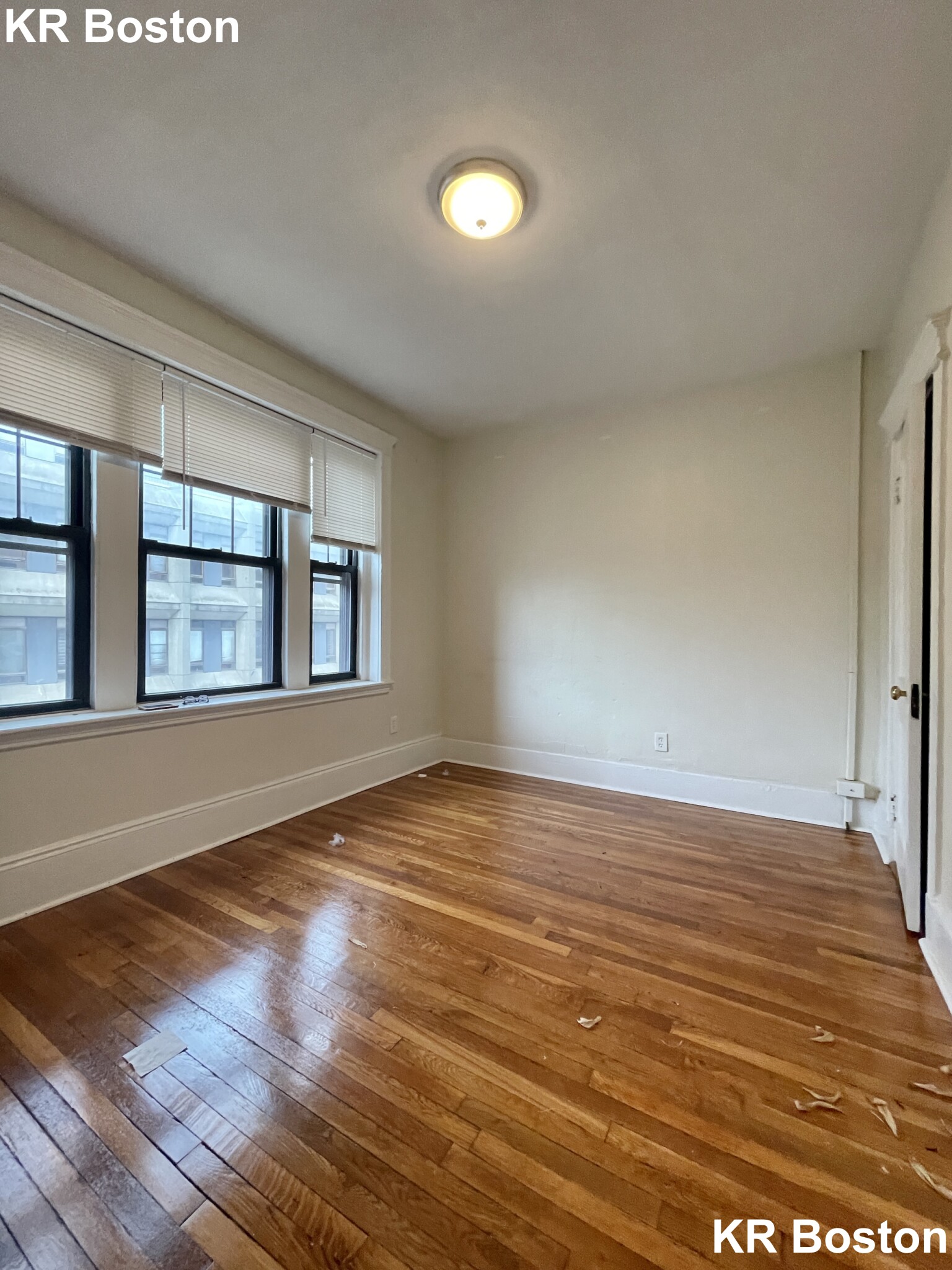 4 bed, 2 bath apartment for rent at 204 Hemenway St Unit 10, Fenway — photo 25 of 60