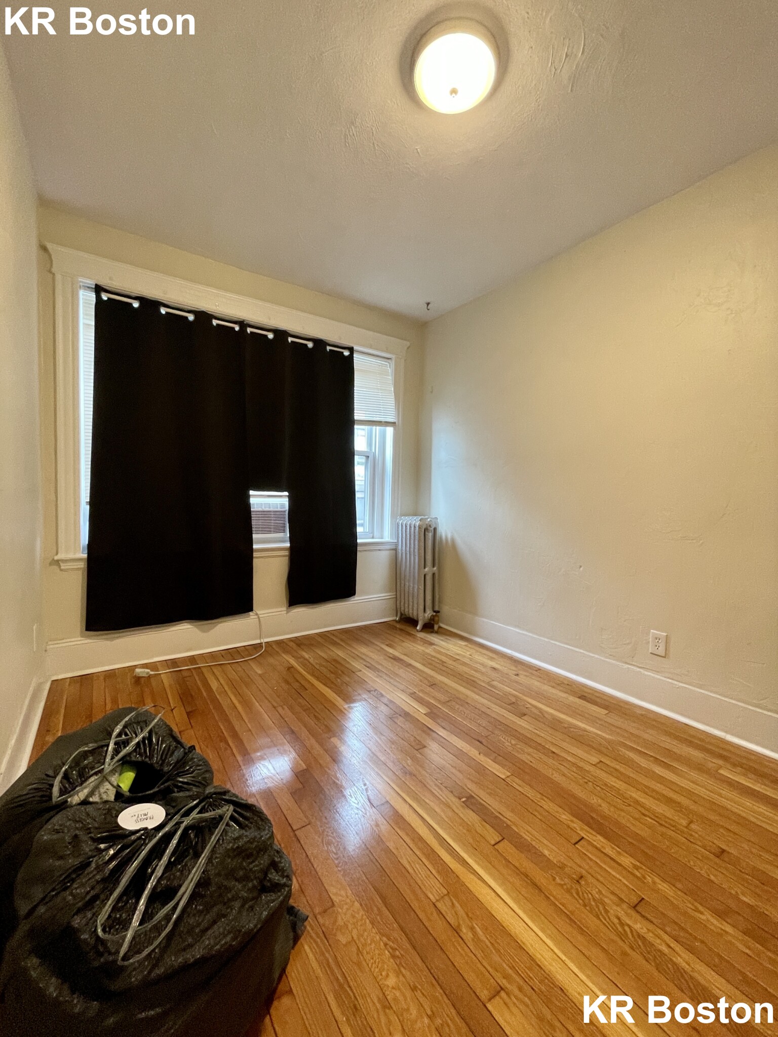 204 Hemenway St, Fenway