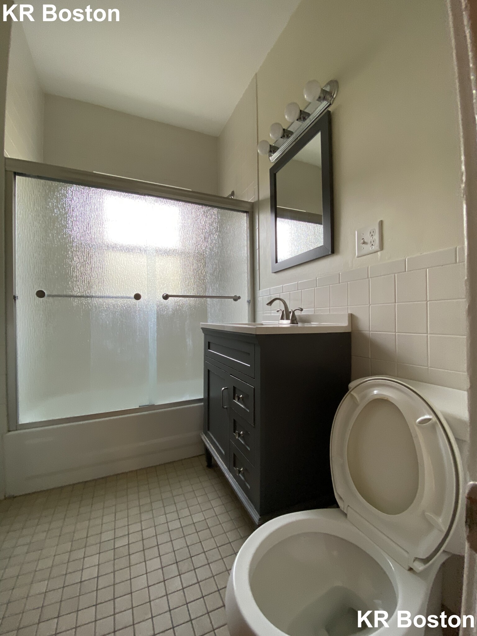 4 bed, 2 bath apartment for rent at 2036 Massachusetts Ave Unit 2, Harvard Square — photo 14 of 16