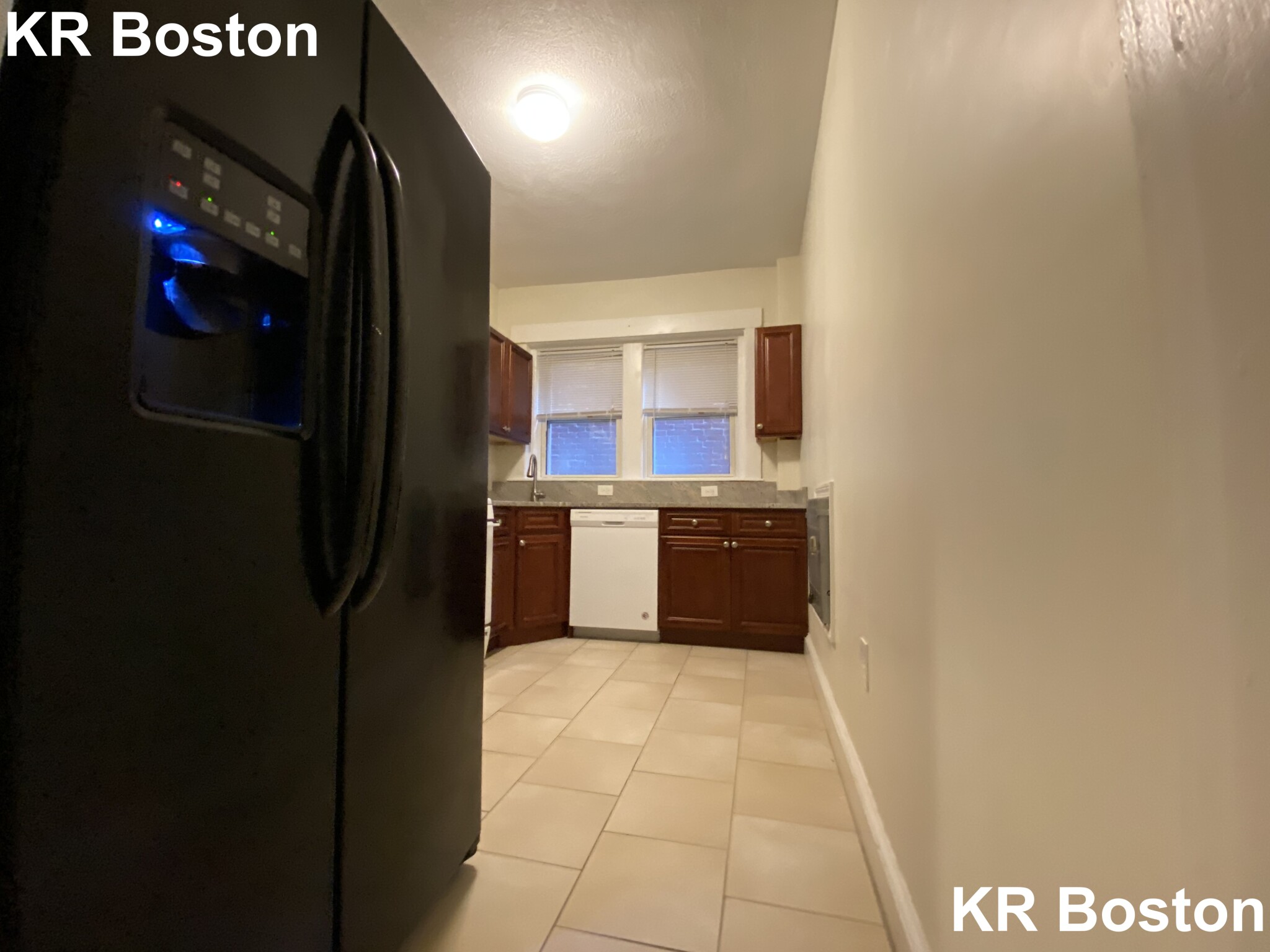 4 bed, 2 bath apartment for rent at 2036 Massachusetts Ave Unit 2, Harvard Square