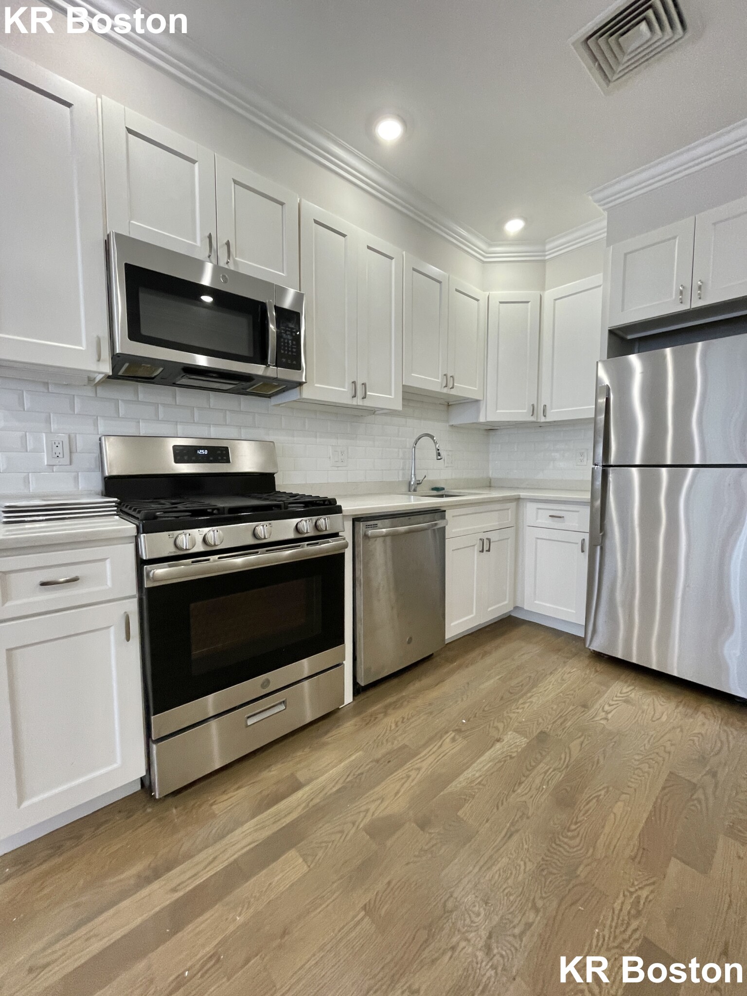 1 bed, 1 bath apartment for rent at 42 Sheridan St Unit 1, Jamaica Plain — photo 2 of 8