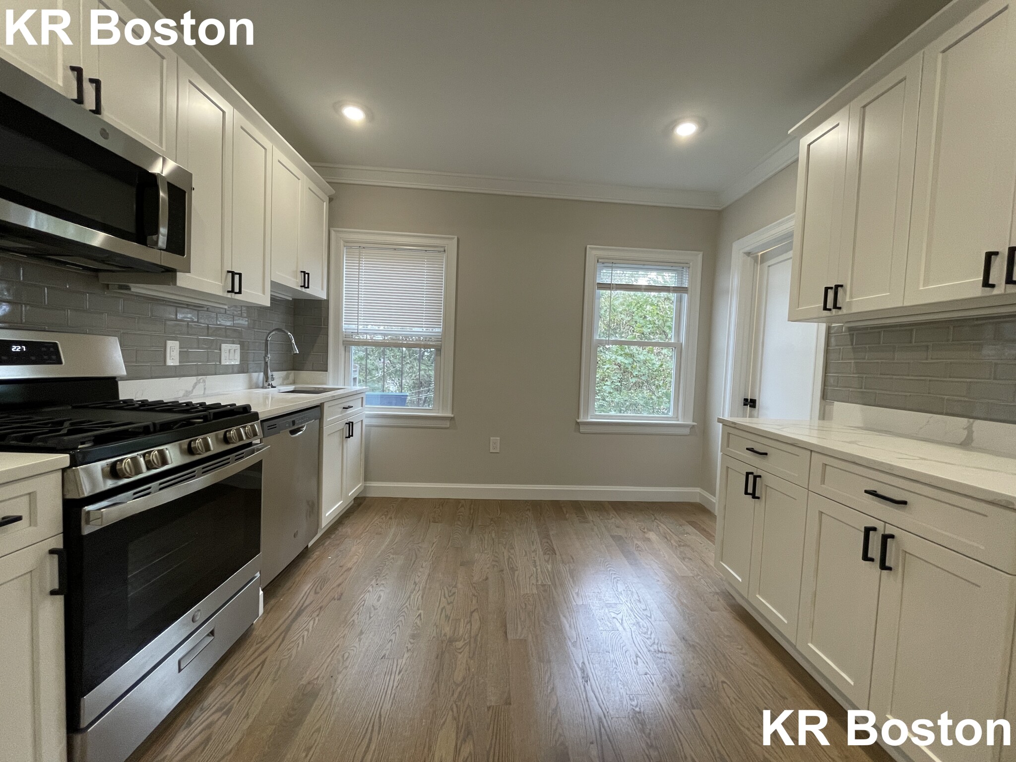 2 bed, 1 bath apartment for rent at 44 Sheridan St Unit 3, Jamaica Plain — photo 2 of 4