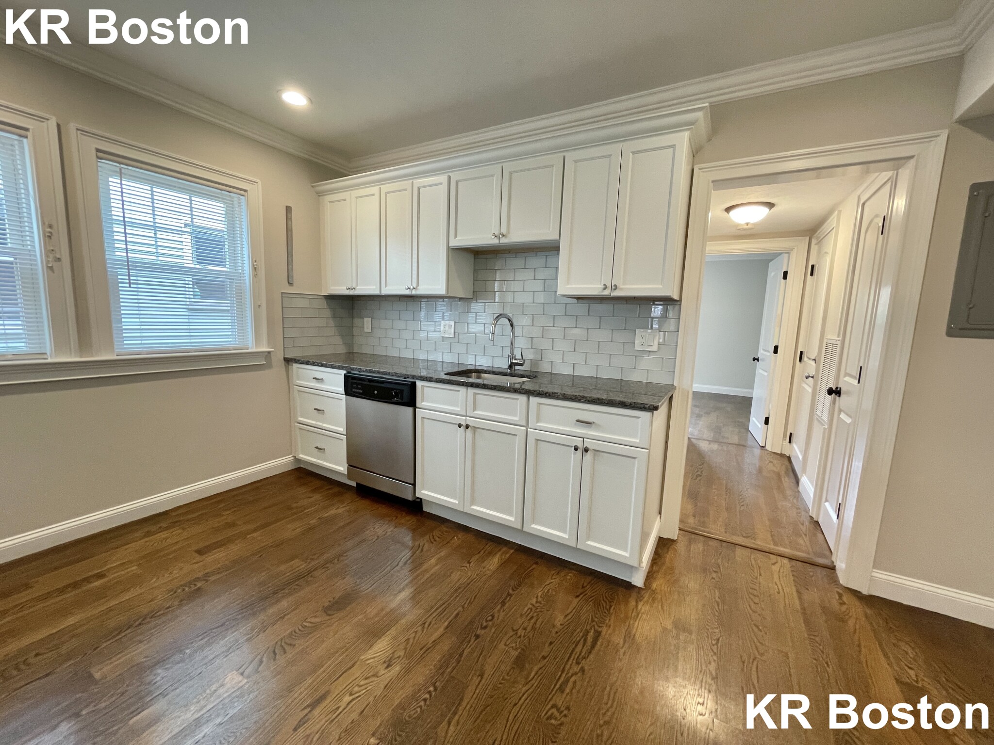 2 bed, 1 bath apartment for rent at 24 School St Unit 4, Jamaica Plain — photo 3 of 7