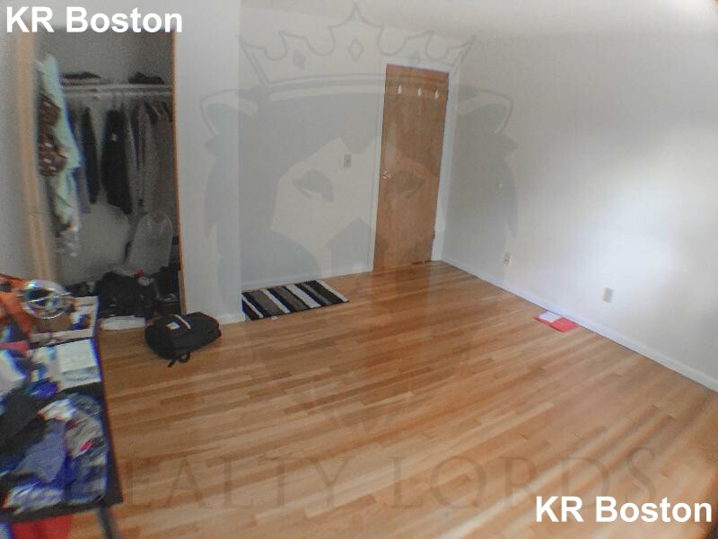 110 Babcock St, Coolidge Corner