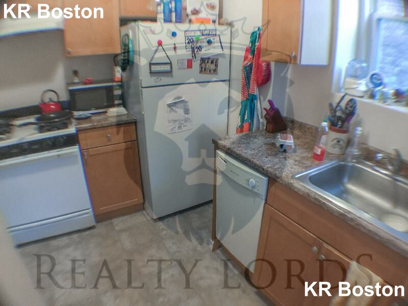 71 Huntington Ave, Mission Hill