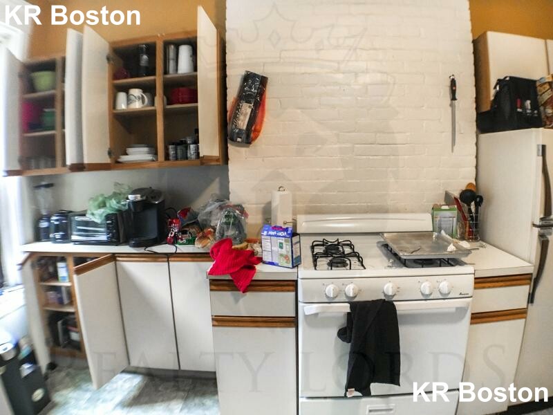 1 bed, 1 bath apartment for rent at 533 Newbury St Unit 1, Fenway — photo 42 of 50