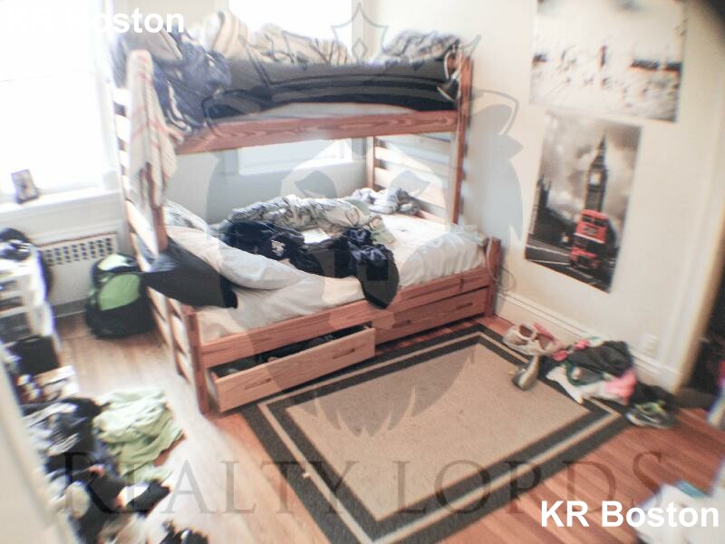 2 bed, 1 bath apartment for rent at 126 Warren St Unit 42, Brighton — photo 25 of 33