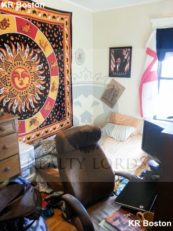 2 bed, 1 bath apartment for rent at 45 Gordon St Unit 2, Allston — photo 36 of 45