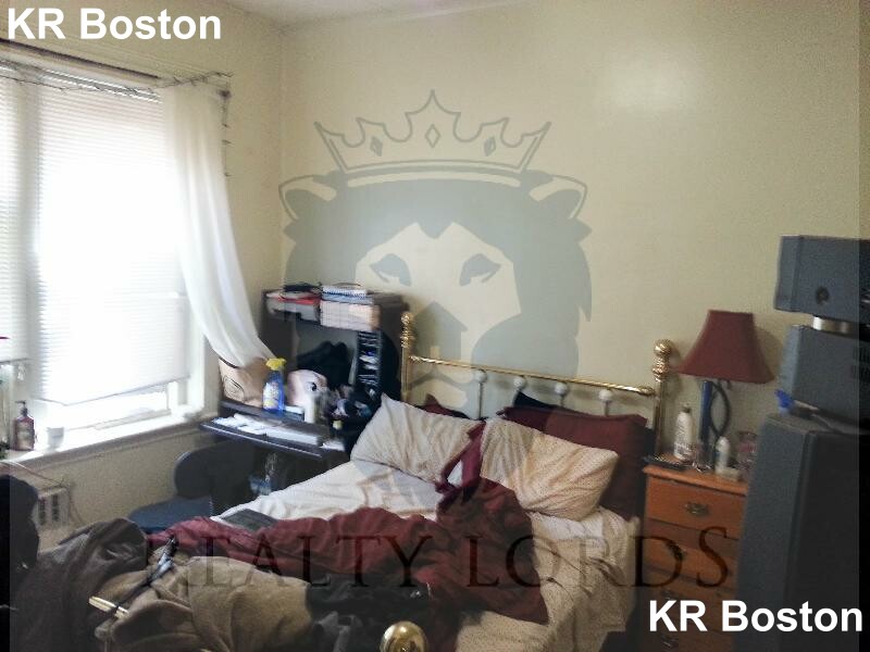 1 bed, 1 bath apartment for rent at 107 Gordon St Unit 4, Brighton — photo 4 of 8