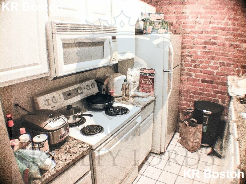 3 bed, 1 bath apartment for rent at 1130 Commonwealth Ave Unit 5, Allston — photo 117 of 120