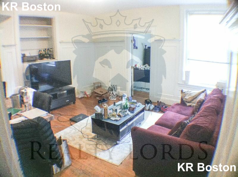 3 bed, 1 bath apartment for rent at 1130 Commonwealth Ave Unit 5, Allston — photo 114 of 120