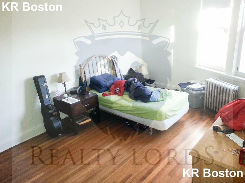 1 bed, 1 bath apartment for rent at 1638 Commonwealth Ave Unit 11, Brighton — photo 25 of 27