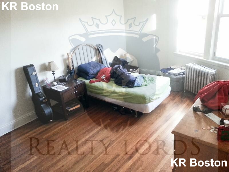 1 bed, 1 bath apartment for rent at 1638 Commonwealth Ave Unit 11, Brighton — photo 24 of 27