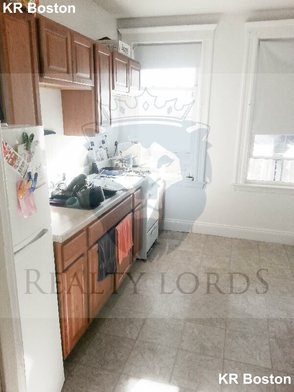 1 bed, 1 bath apartment for rent at 1638 Commonwealth Ave Unit 11, Brighton — photo 22 of 27