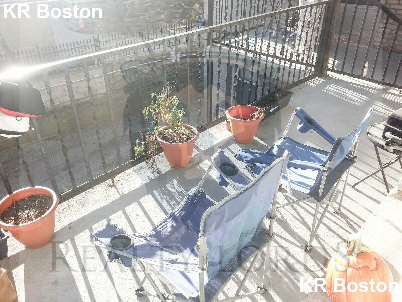 1 bed, 1 bath apartment for rent at 1638 Commonwealth Ave Unit 11, Brighton — photo 20 of 27