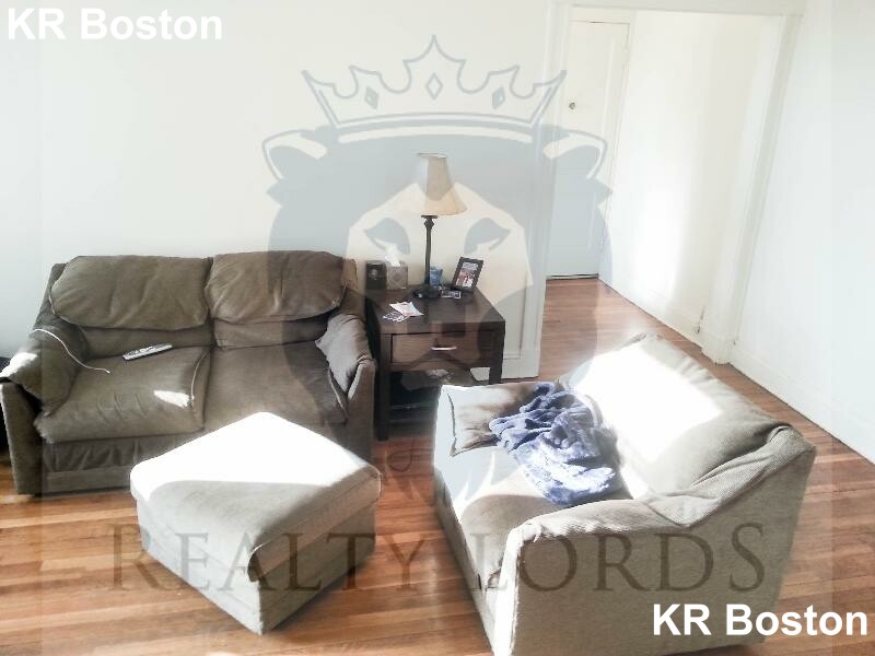 1 bed, 1 bath apartment for rent at 1638 Commonwealth Ave Unit 11, Brighton — photo 16 of 27