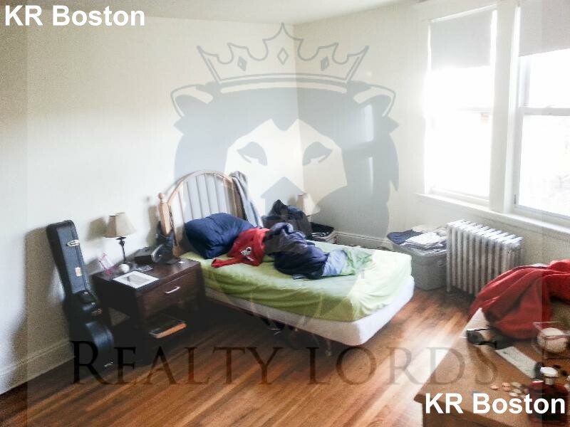 1 bed, 1 bath apartment for rent at 1638 Commonwealth Ave Unit 11, Brighton — photo 17 of 27