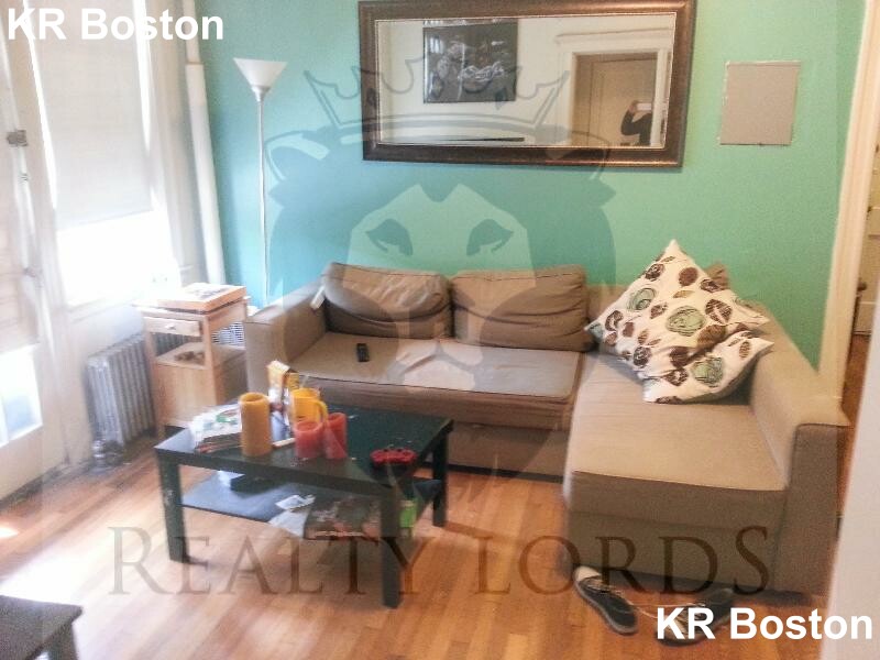 1638 Commonwealth Ave, Brighton