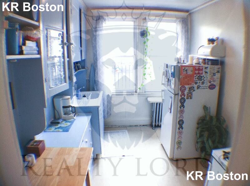 1638 Commonwealth Ave, Brighton