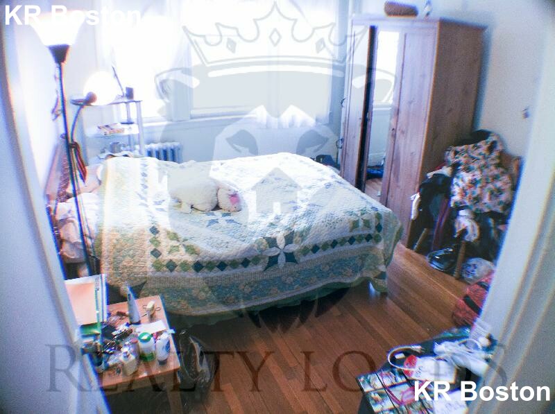 1638 Commonwealth Ave, Brighton