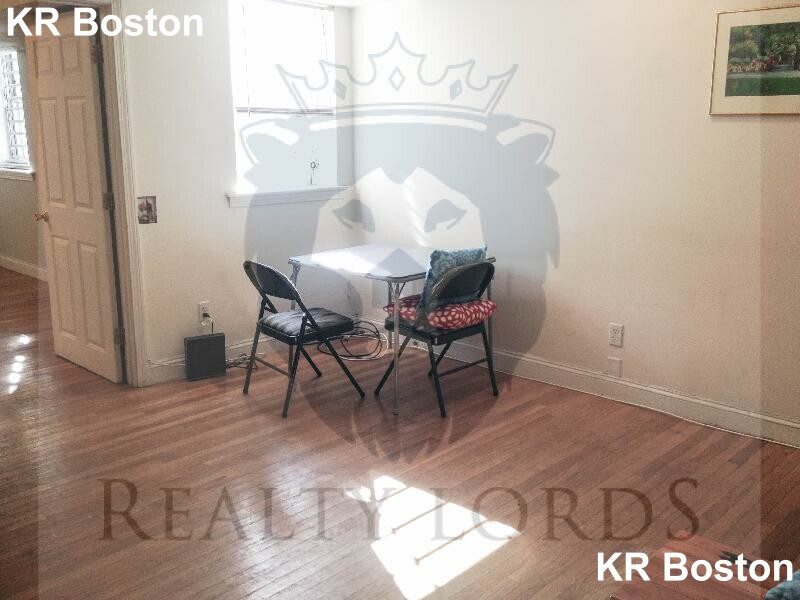 1122 Commonwealth Ave, Allston