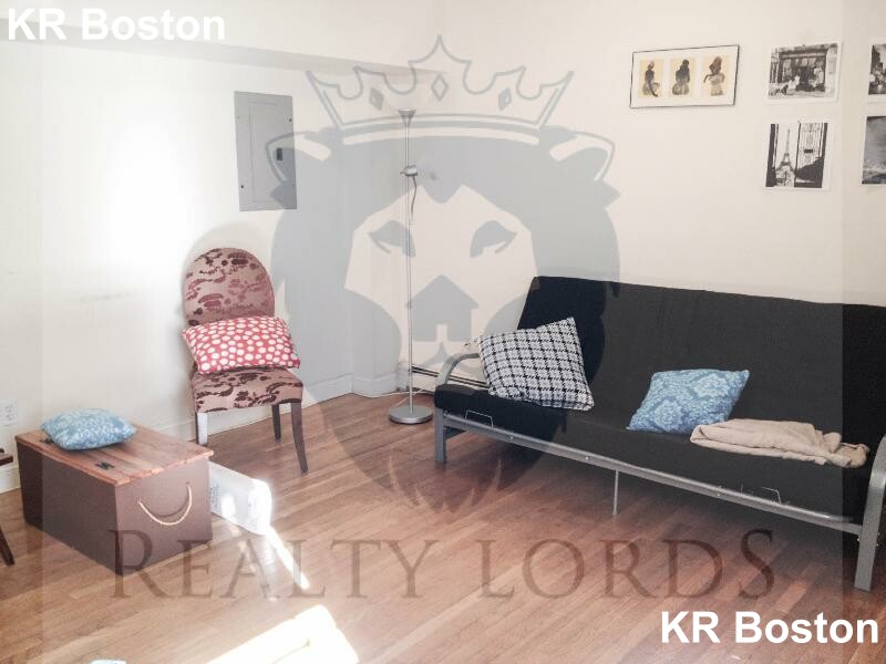 1122 Commonwealth Ave, Allston