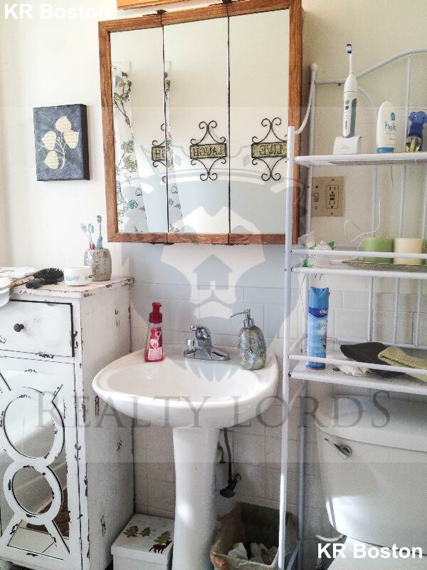 1254 Commonwealth Ave, Allston