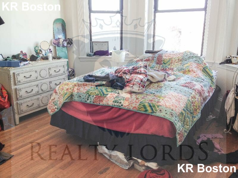 1254 Commonwealth Ave, Allston