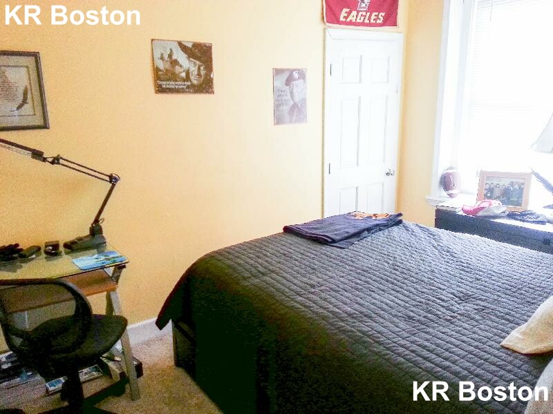 526 Harvard St, Allston