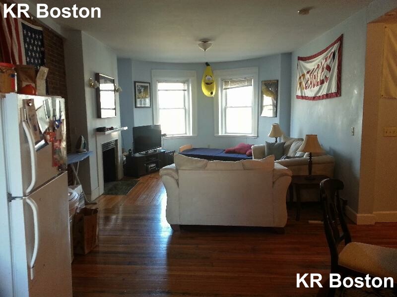 526 Harvard St, Allston