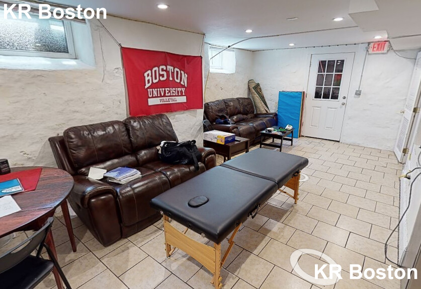 5 bed, 2.5 bath apartment for rent at 8 Sawyer Ter Unit Whole House, Allston — photo 4 of 7