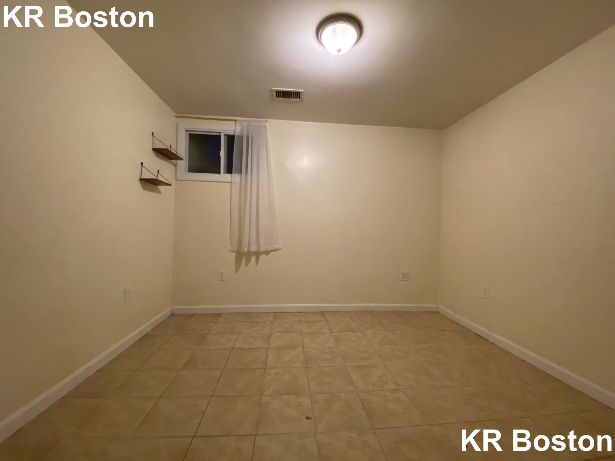 2 bed, 1 bath apartment for rent at 95 Kilsyth Rd Unit Zb, Brighton — photo 2 of 26