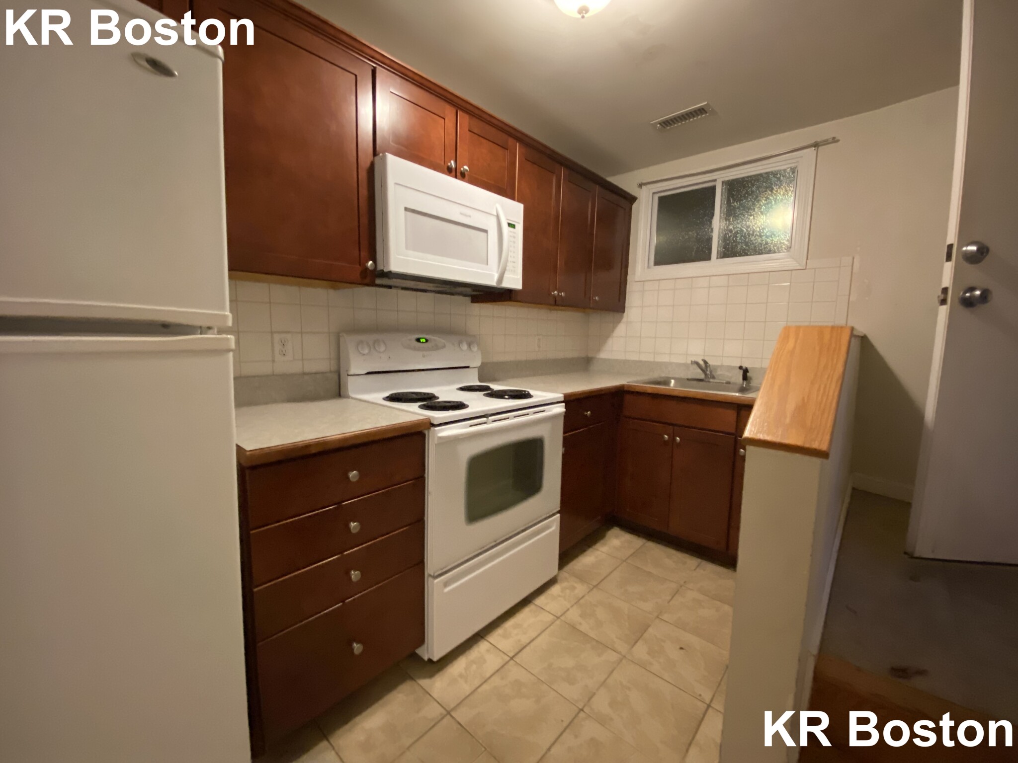 2 bed, 1 bath apartment for rent at 95 Kilsyth Rd Unit Zb, Brighton — photo 15 of 26
