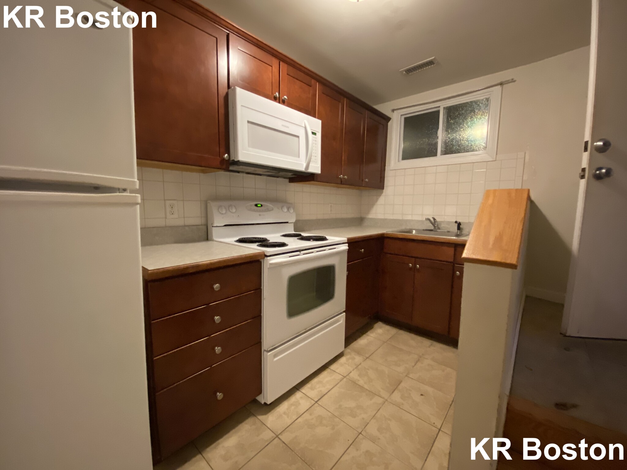 2 bed, 1 bath apartment for rent at 95 Kilsyth Rd Unit Zb, Brighton — photo 8 of 26