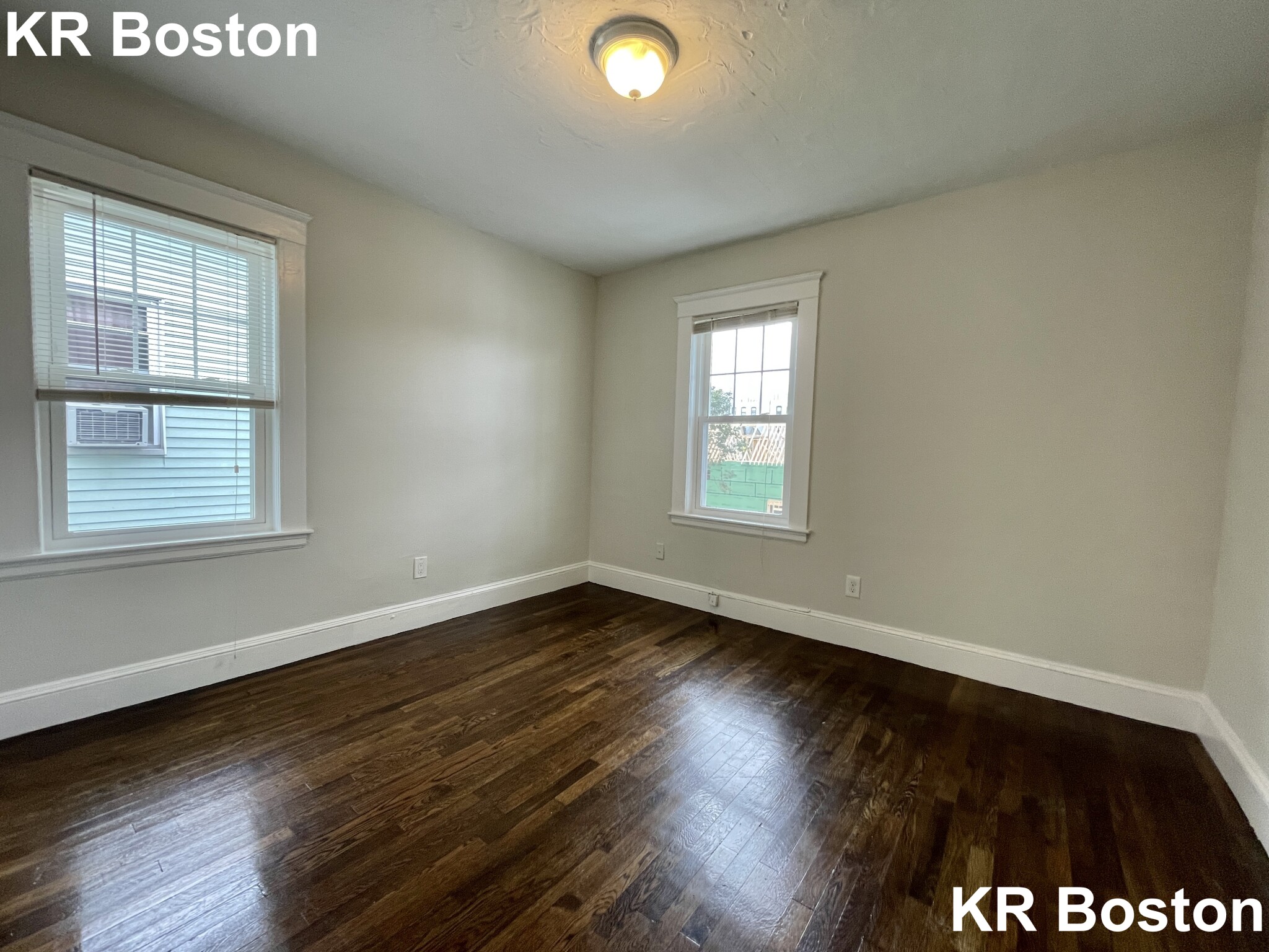 2 bed, 1 bath apartment for rent at 24 School St Unit 2, Jamaica Plain — photo 3 of 8