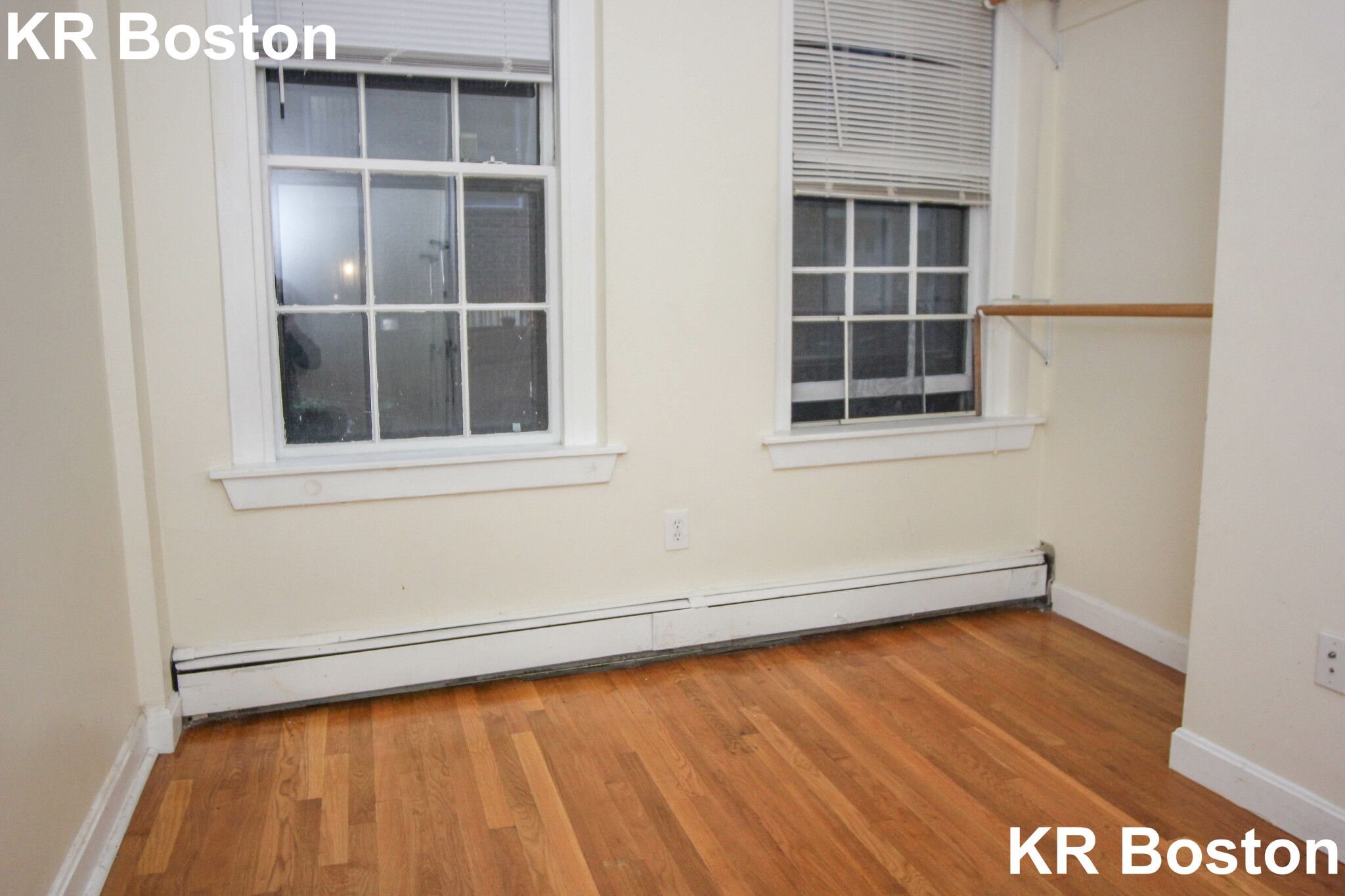 2 bed, 1 bath apartment for rent at 30 Phillips St Unit 1, Beacon Hill — photo 5 of 5