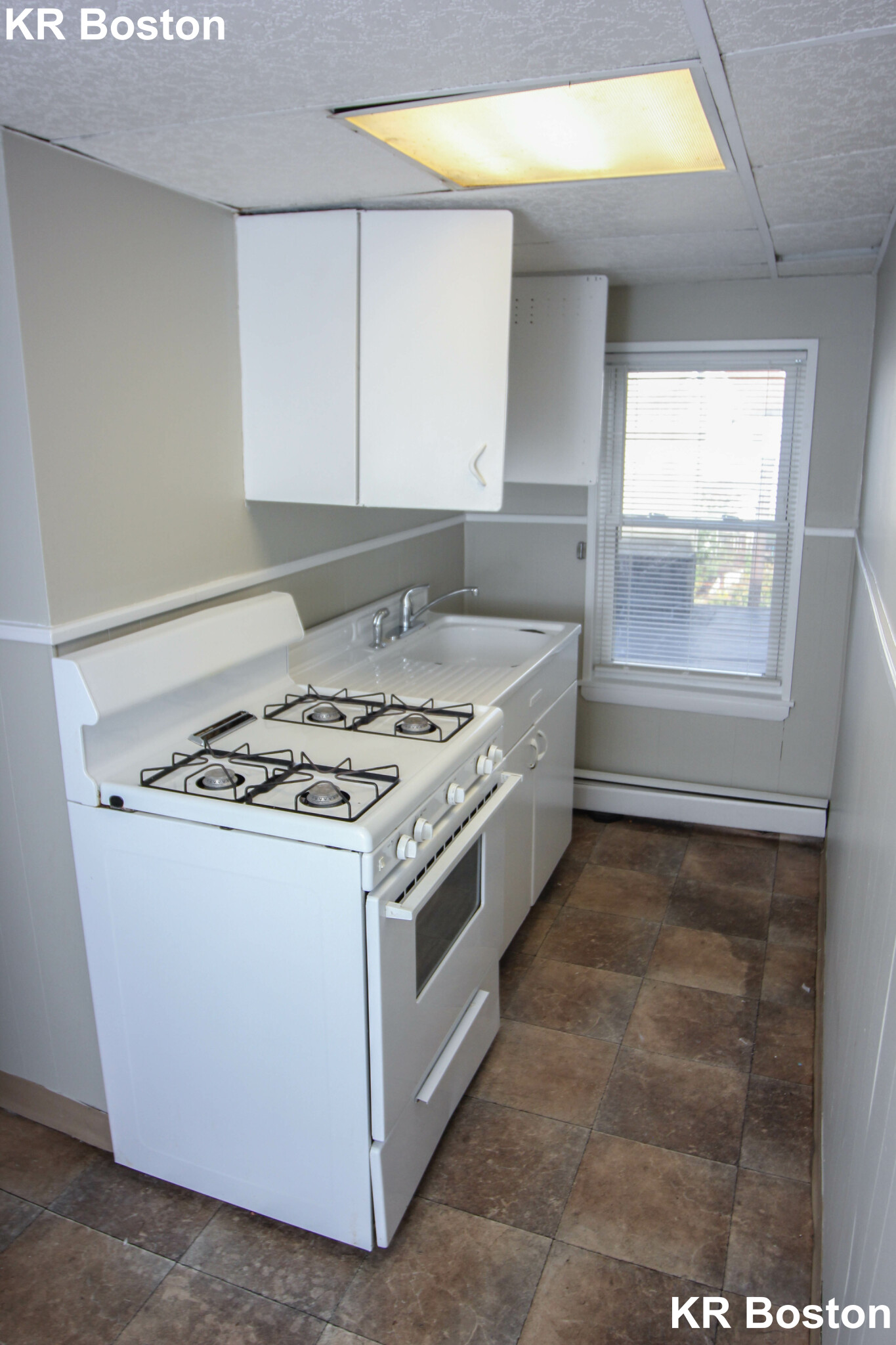 1 bed, 1 bath apartment for rent at 276 Harvard St Unit 2, Allston — photo 1 of 6