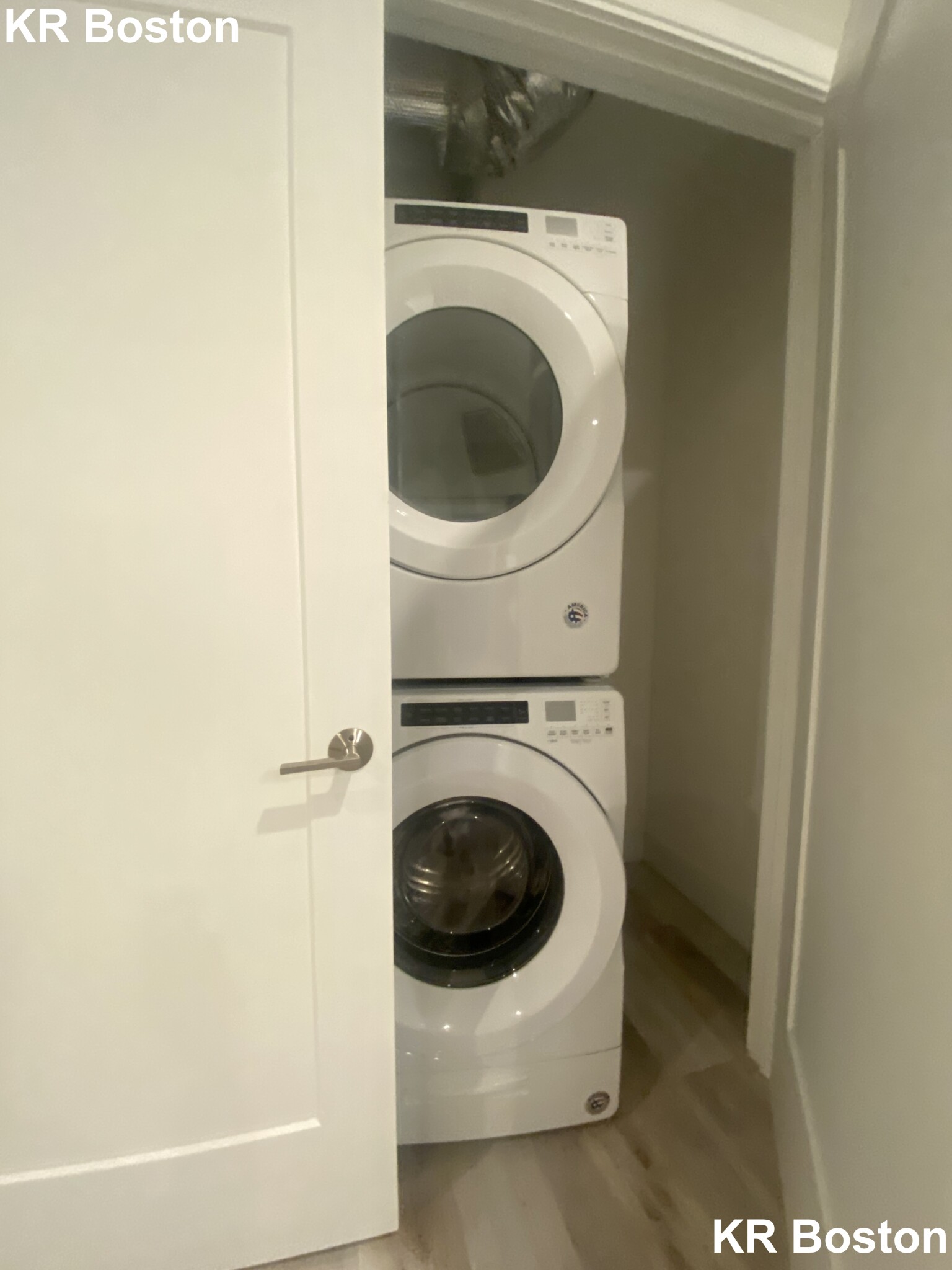 1457 Tremont St, Mission Hill