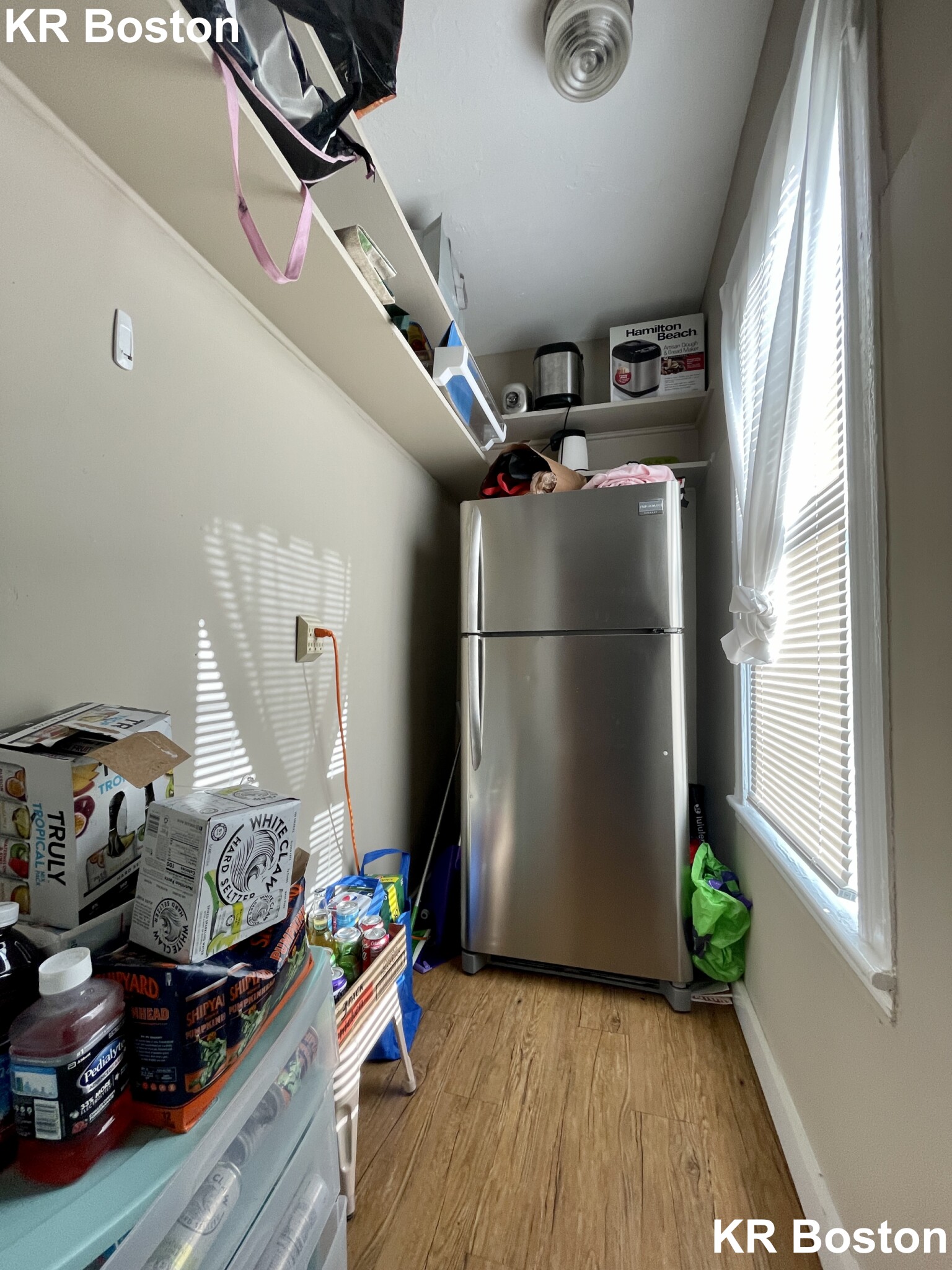 8 Sunset St, Mission Hill