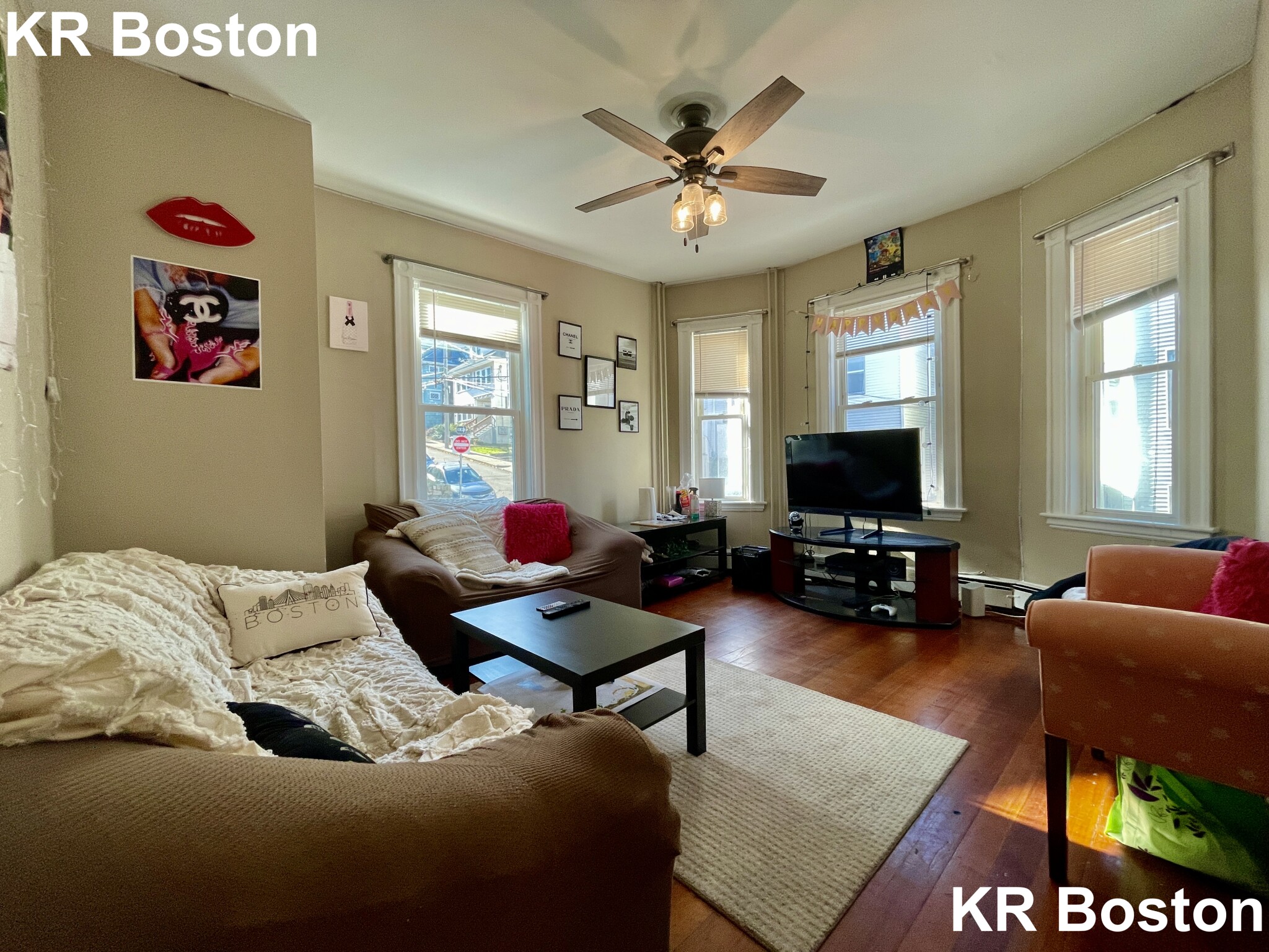 8 Sunset St, Mission Hill