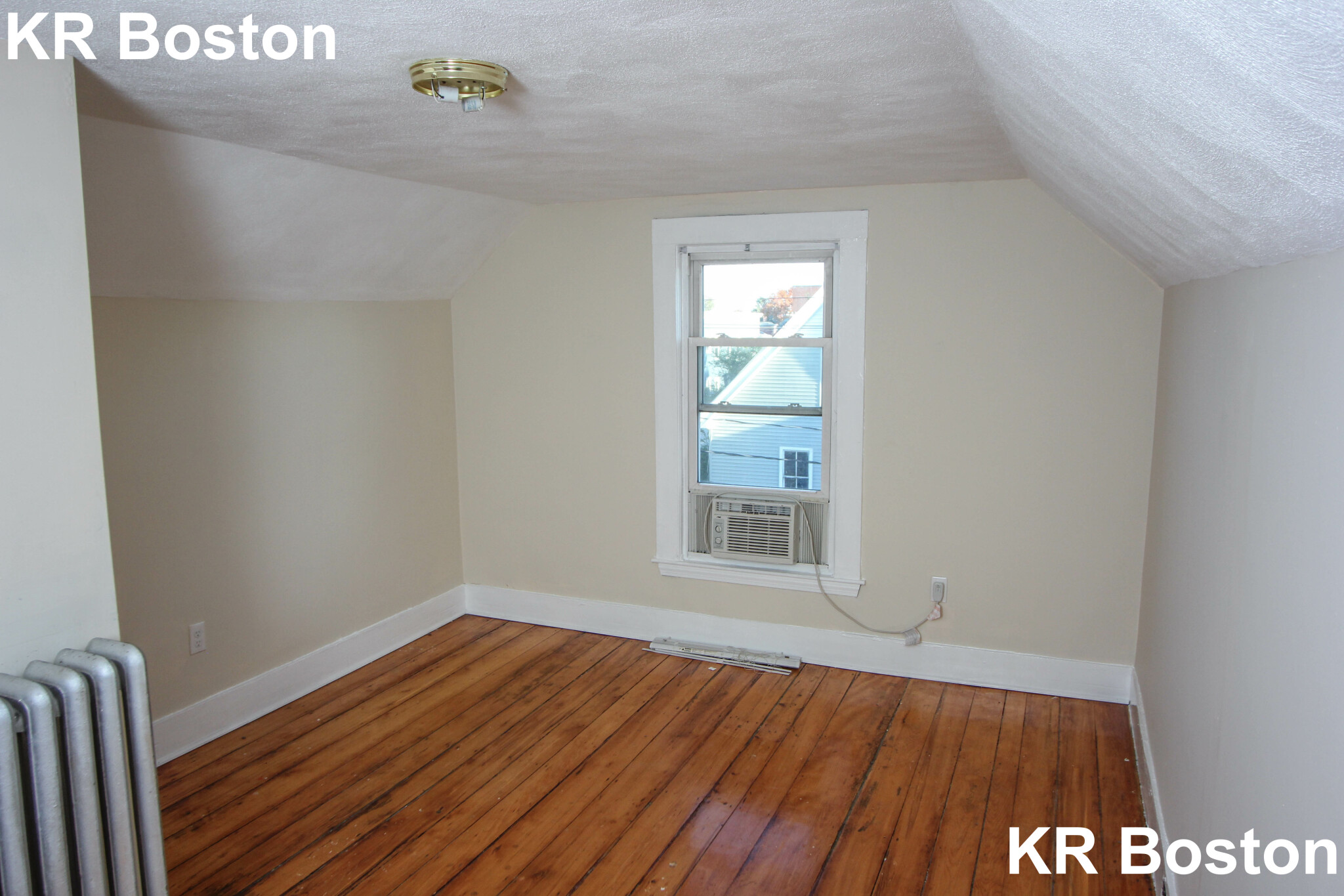 4 bed, 1 bath apartment for rent at 13 Clarendon Ave Unit 2, Teele Square — photo 9 of 9