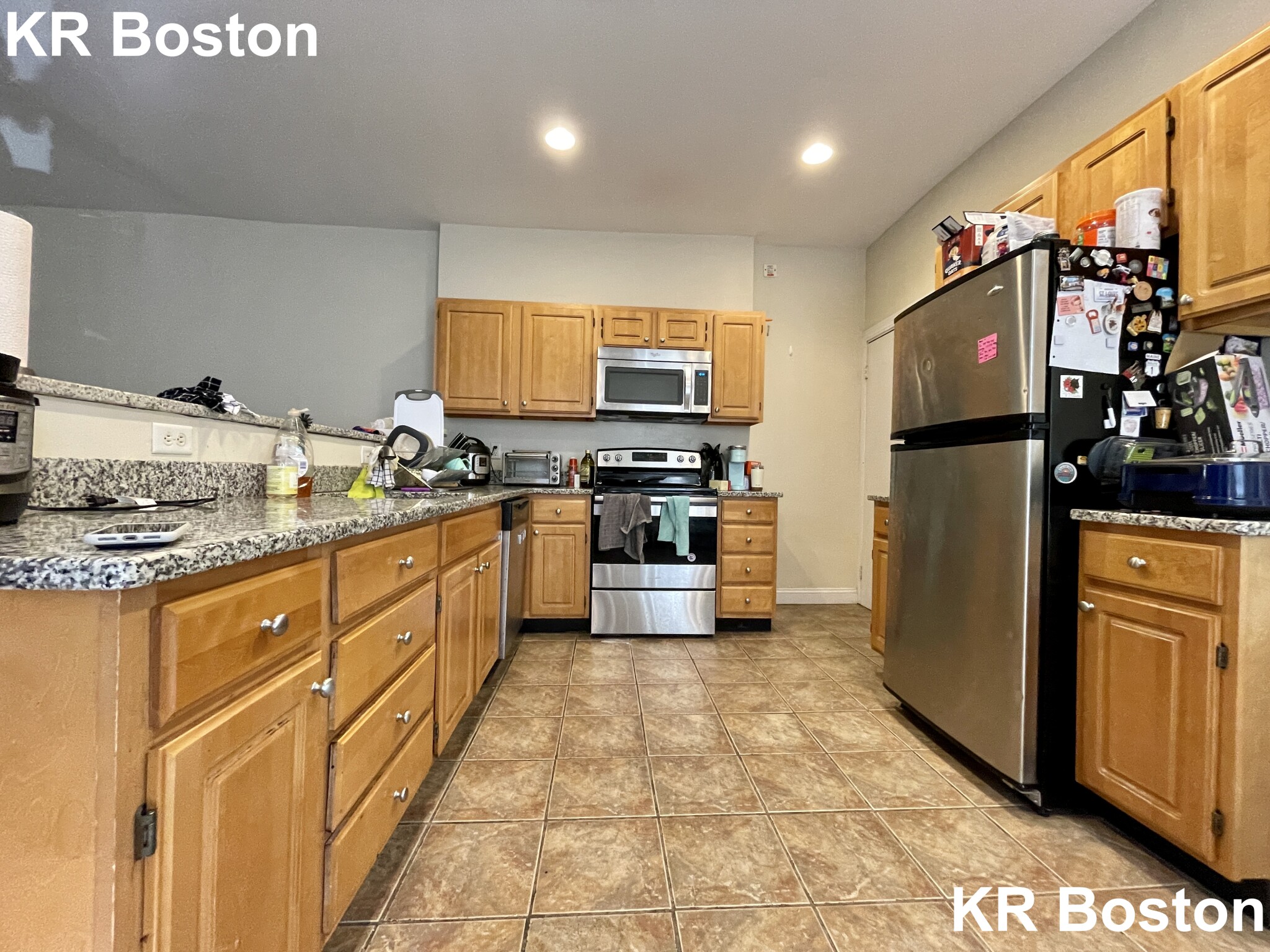 4 bed, 2 bath apartment for rent at 1288 Commonwealth Ave Unit 5, Allston — photo 6 of 11