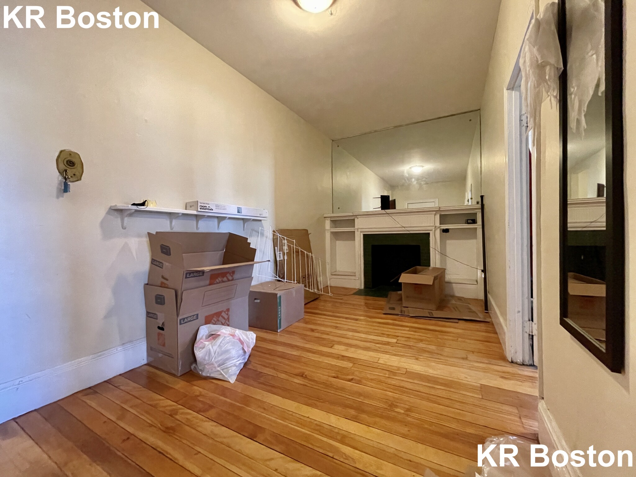 4 bed, 2 bath apartment for rent at 1288 Commonwealth Ave Unit 5, Allston — photo 9 of 11